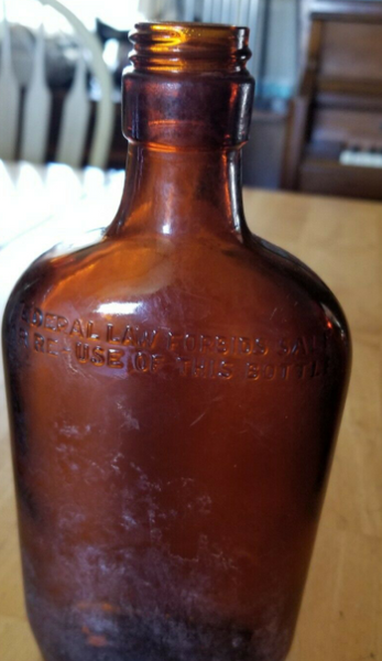 Vintage Amber Pint Whiskey Flask