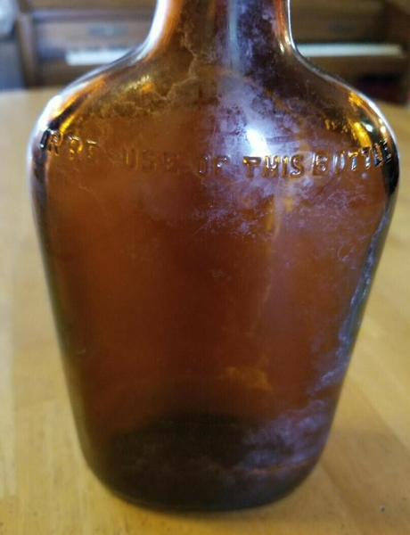 Vintage One Pint Whiskey Flask