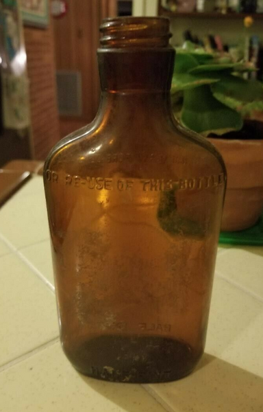 Antique/Vintage Half Pint Whiskey Bottle