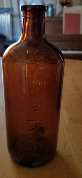 VINTAGE  AMBER/BROWN  QT BOTTLE DRUG STORE/APOTHECARY