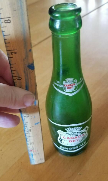 Canada Dry Ginger Ale Soda Pop Bottle