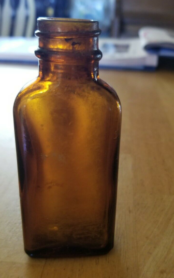 VINTAGE APOTHECARY BOTTLE